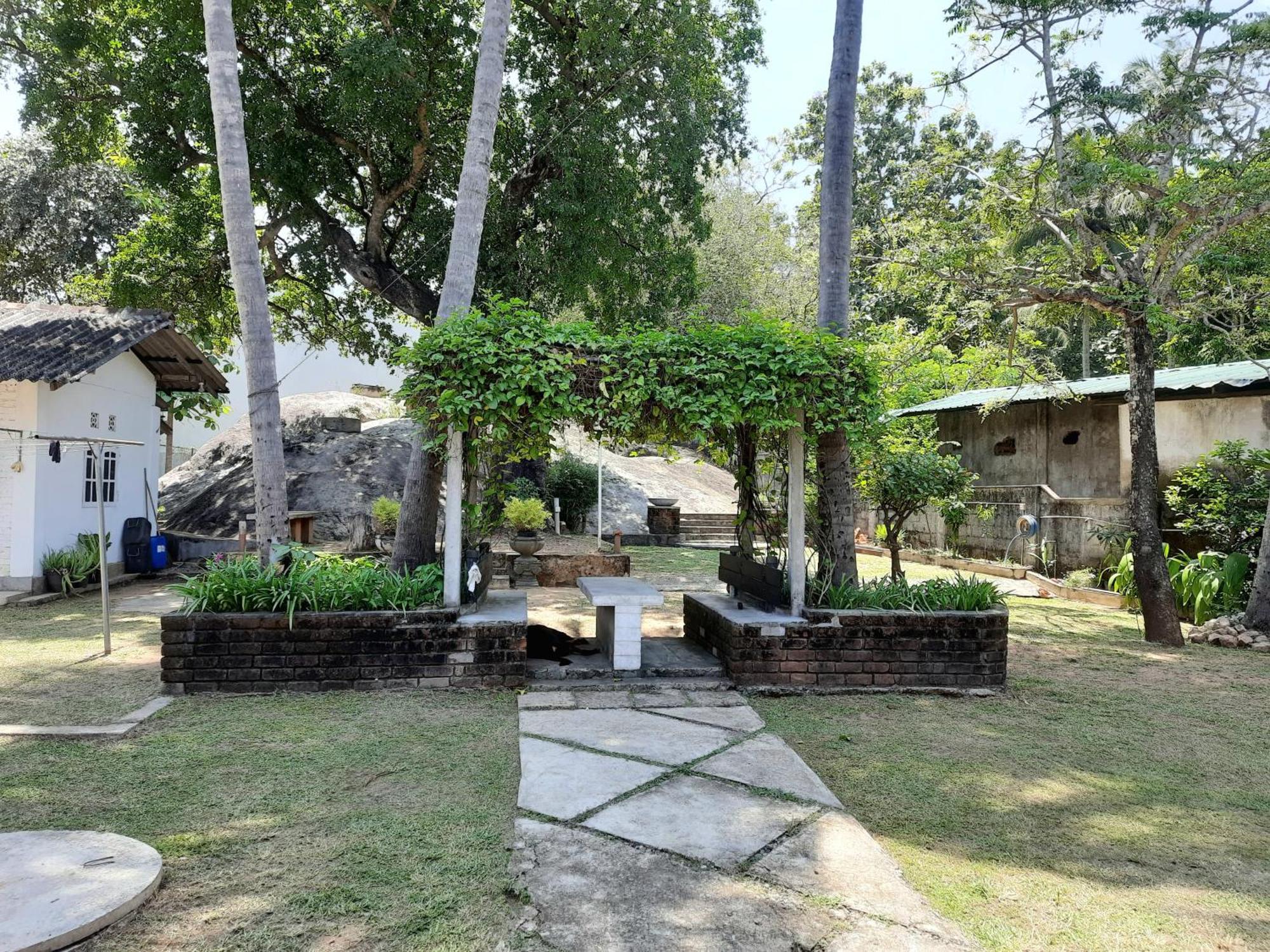 Selagala Resort Anuradhapura Exteriör bild